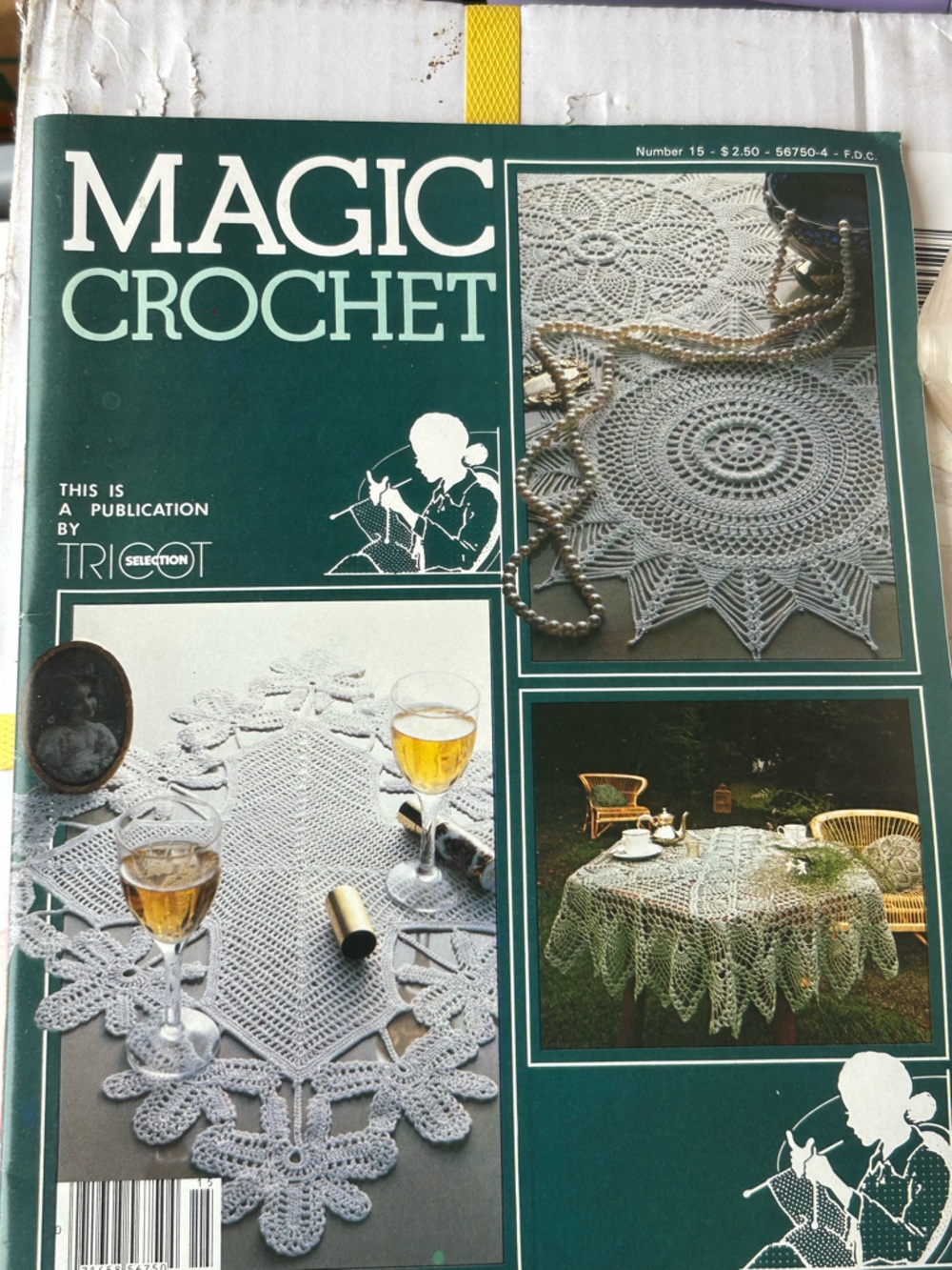 Magic Crochet Number 15, an October 1981 vintage crafting magazine.